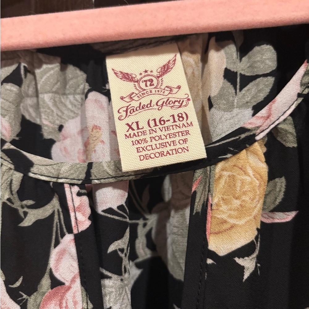 Faded Glory Black Floral Cold Shoulder Blouse - Picture 5 of 6